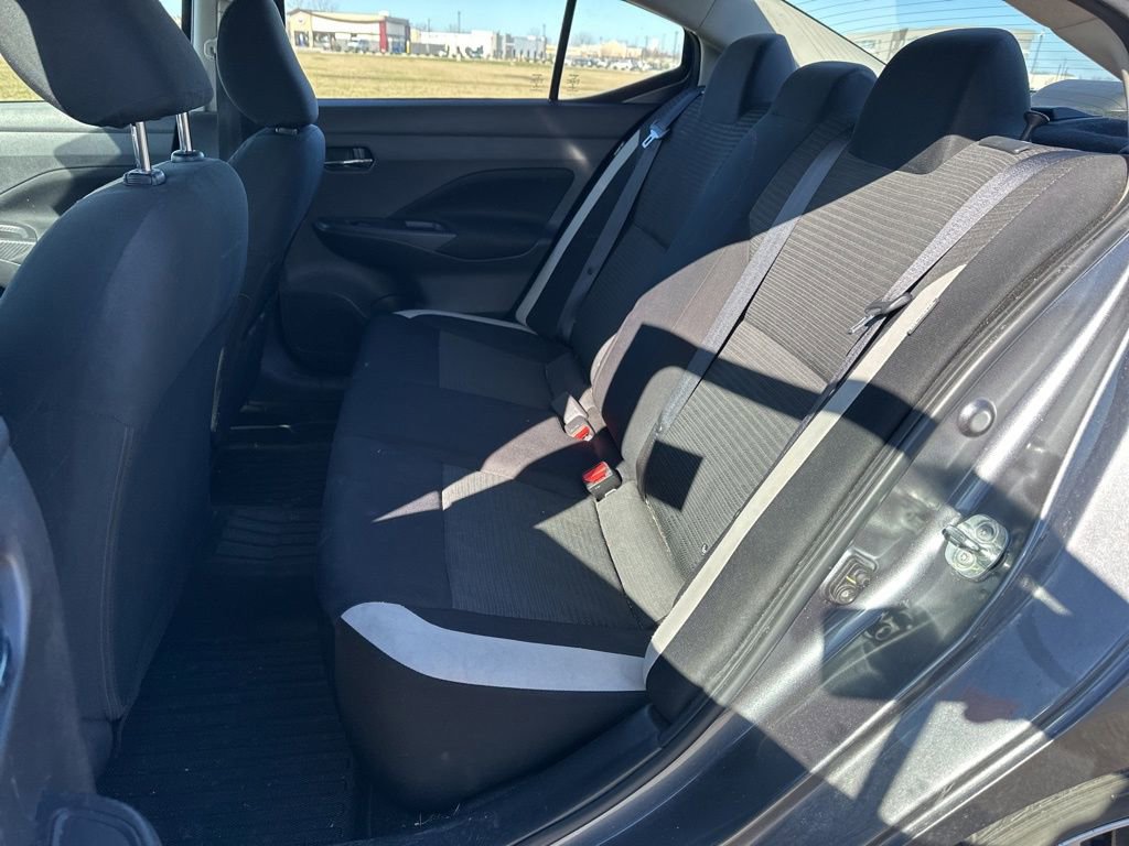 Used 2021 Nissan Versa SV image 12