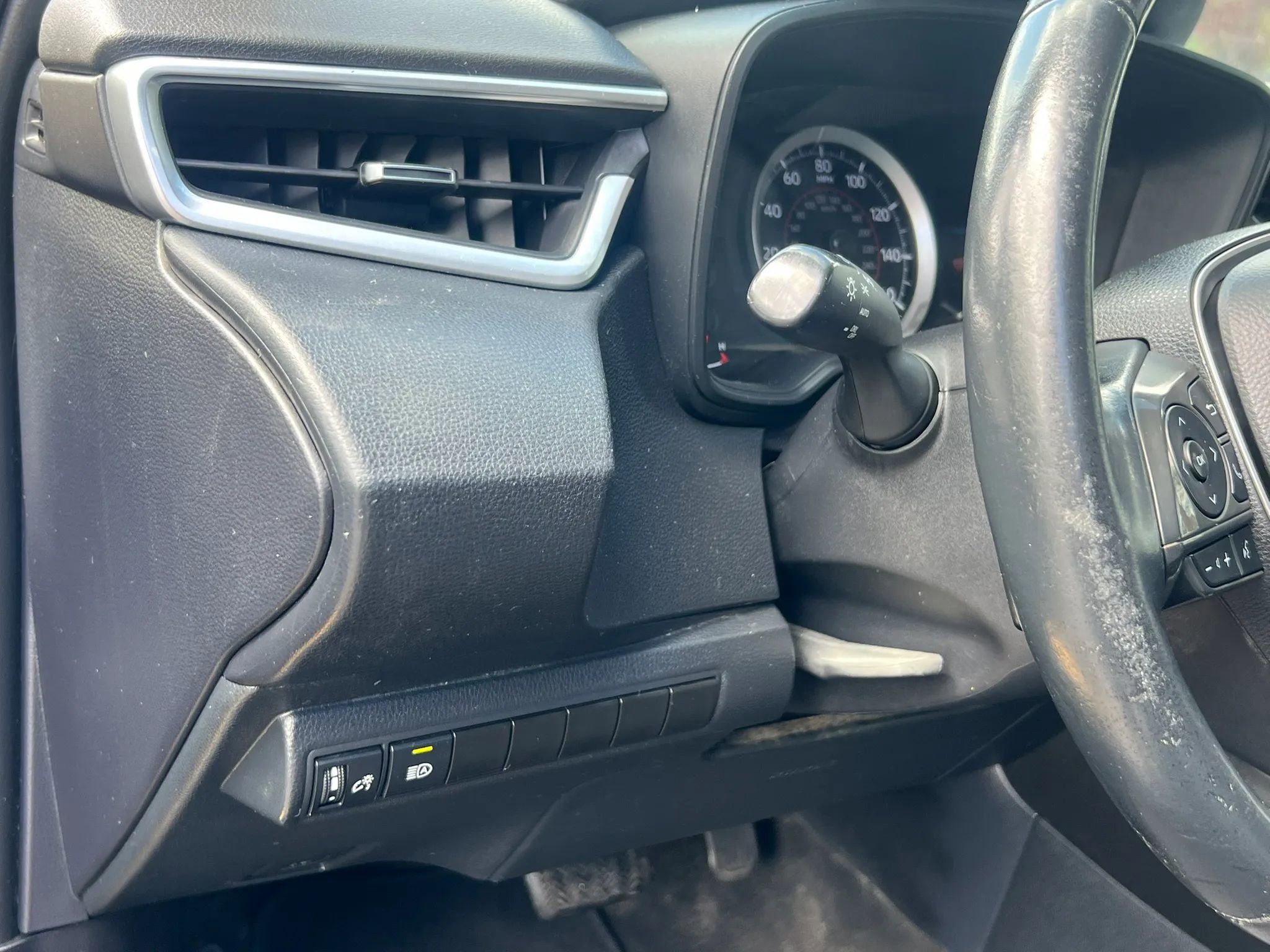 Used 2020 Toyota Corolla SE FWD image 12