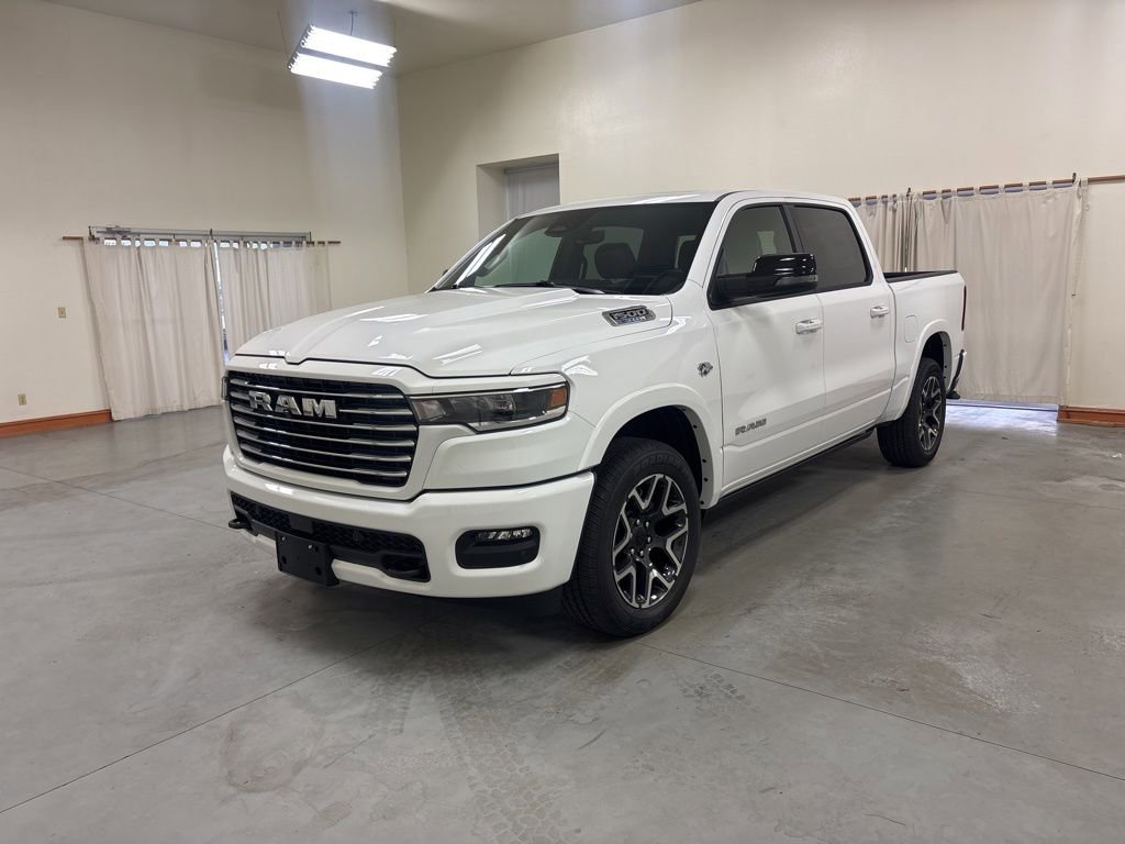 New 2026 RAM 1500 Laramie AWD/4WD image 4