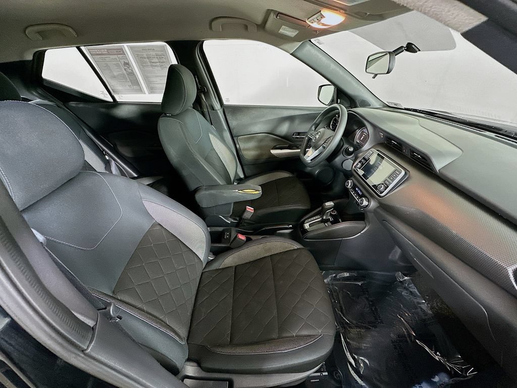 Used 2019 Nissan Kicks SV FWD image 33