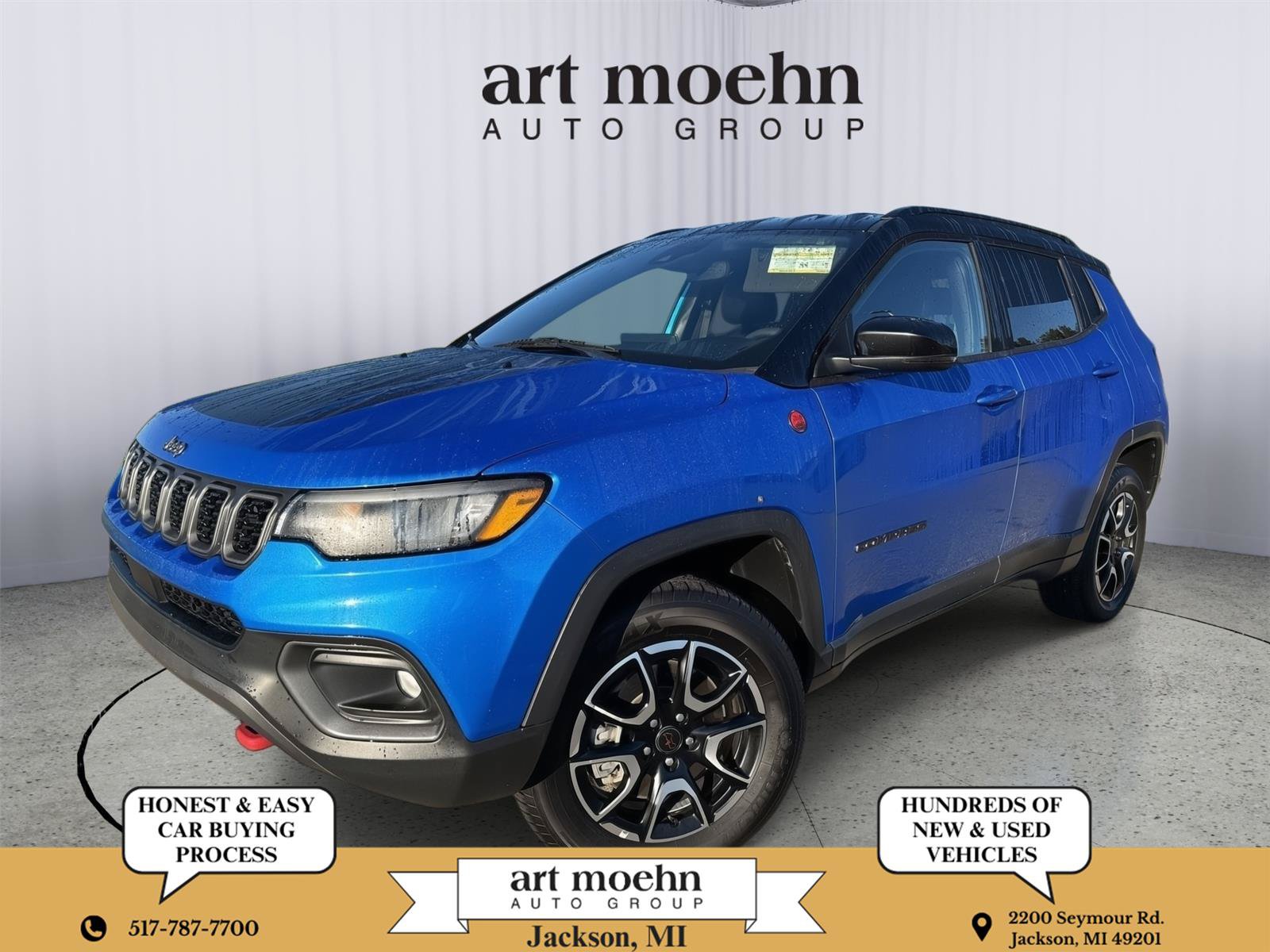 Used 2025 Jeep Compass Trailhawk AWD/4WD image 1