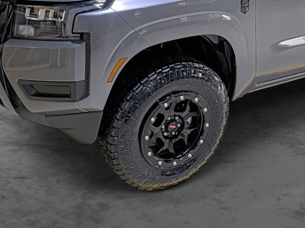 New 2026 Nissan Frontier SV w/ Tow Package AWD/4WD image 7