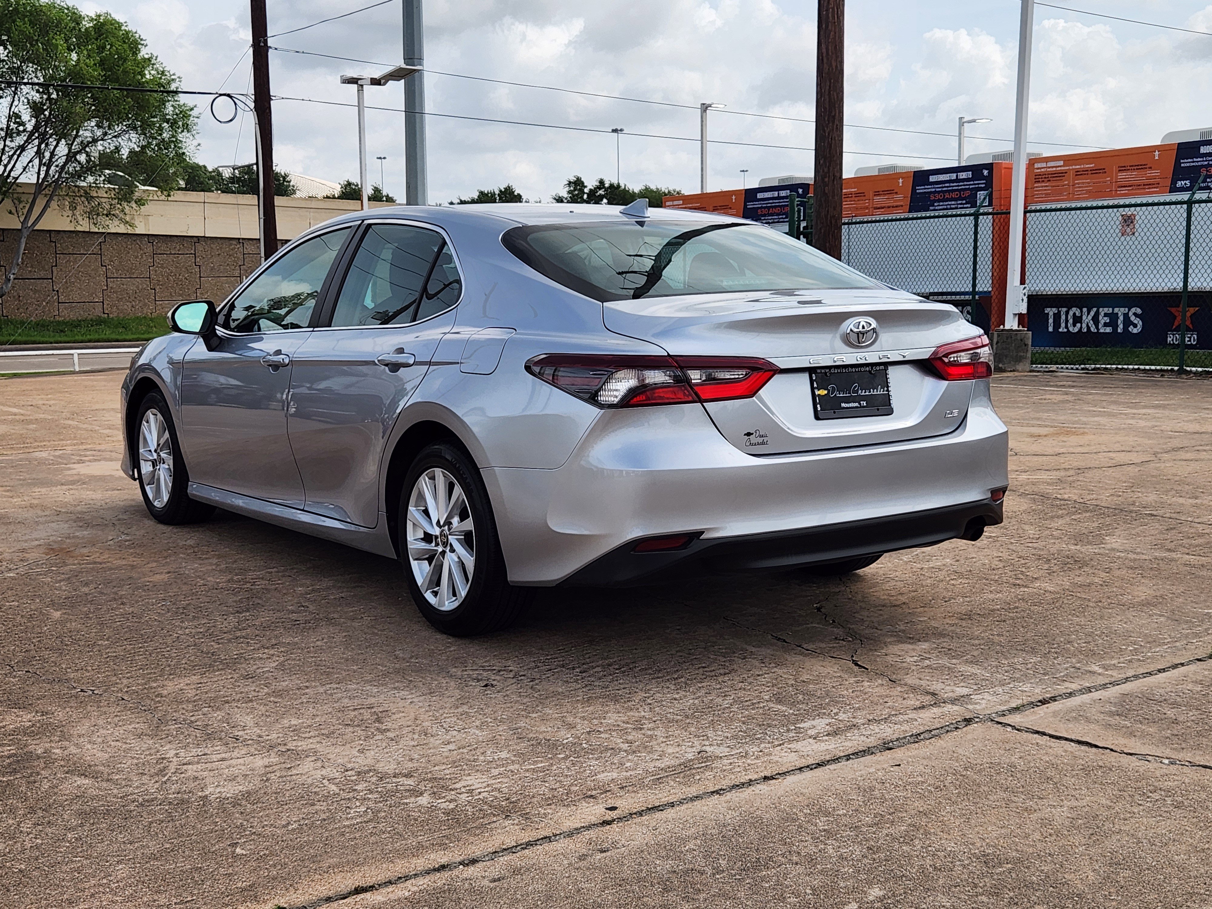 Used 2024 Toyota Camry LE FWD image 8