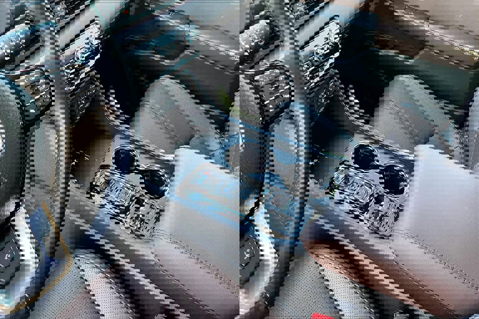 Used 2024 Honda Pilot Elite image 17