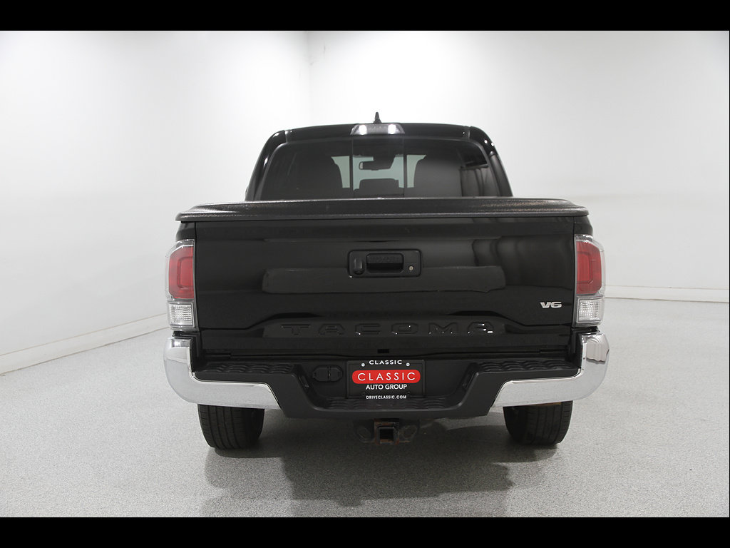 Used 2023 Toyota Tacoma TRD Off-Road AWD/4WD image 17