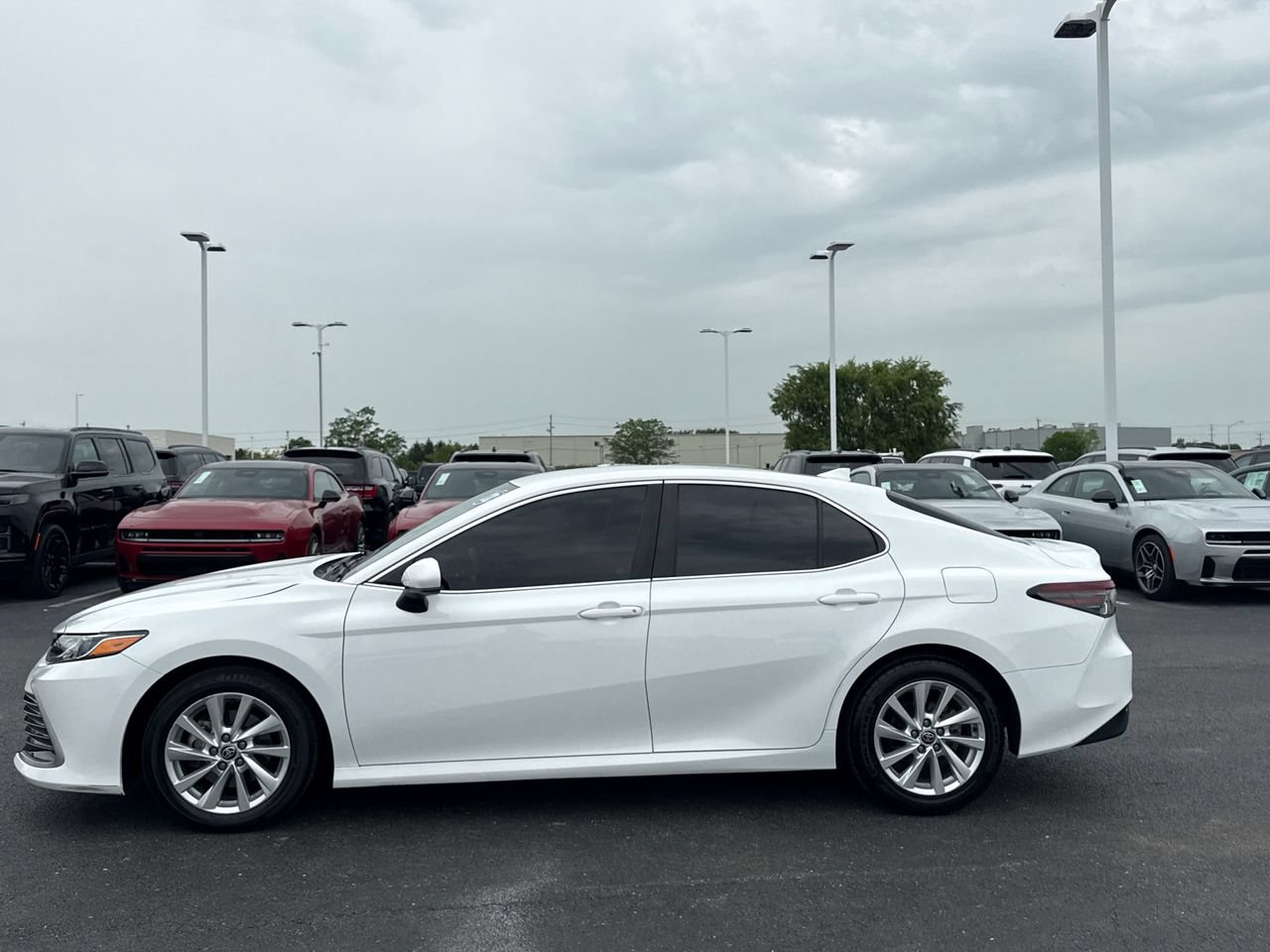 Used 2023 Toyota Camry LE FWD image 6