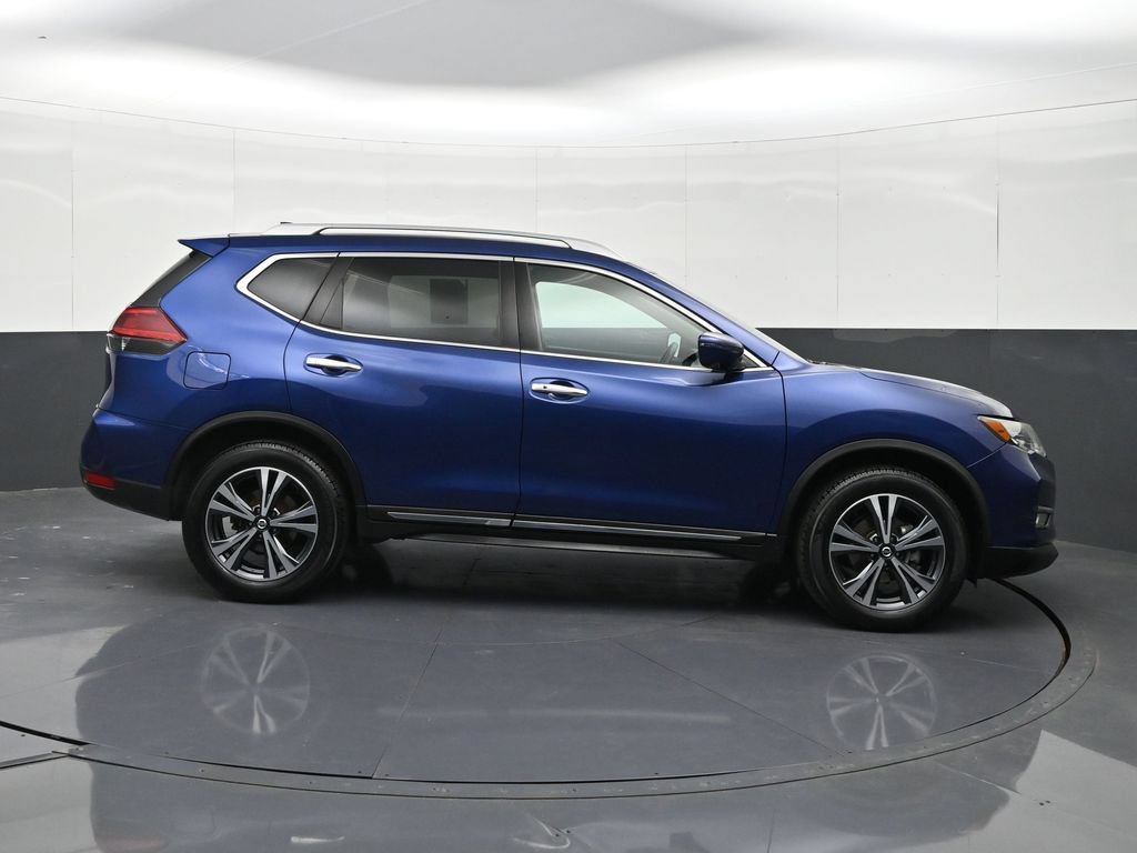 Used 2018 Nissan Rogue SL w/ Premium Package AWD/4WD image 6