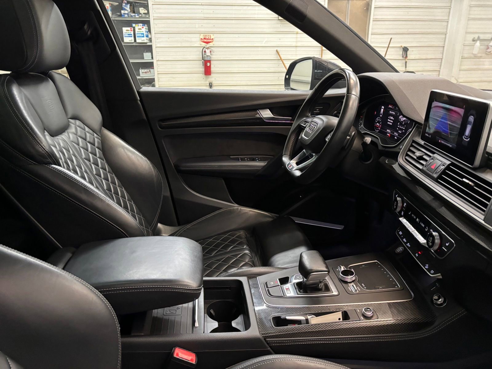 Used 2020 Audi SQ5 Premium Plus w/ Premium Plus Package AWD/4WD image 28