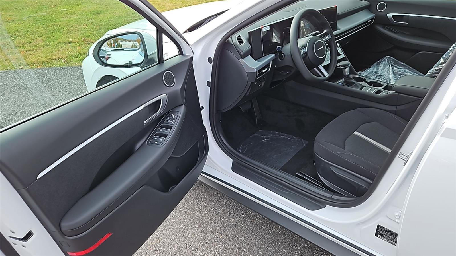 New 2026 Hyundai Sonata SE image 9