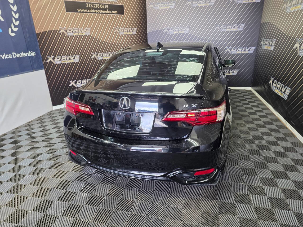 Used 2017 Acura ILX FWD image 14