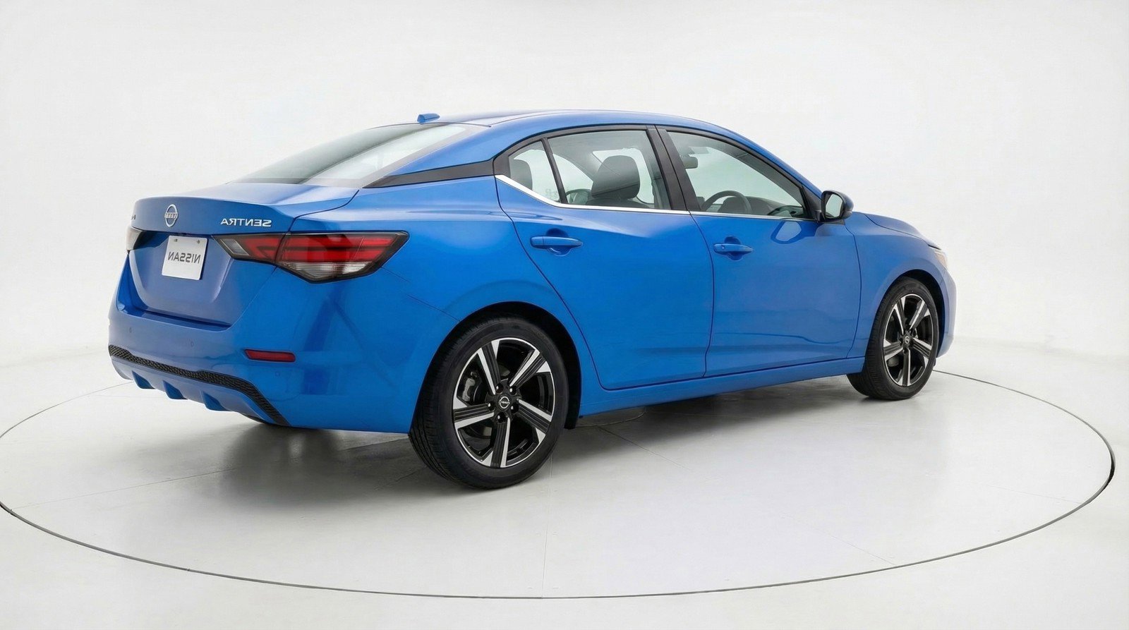 Used 2025 Nissan Sentra SV FWD image 7