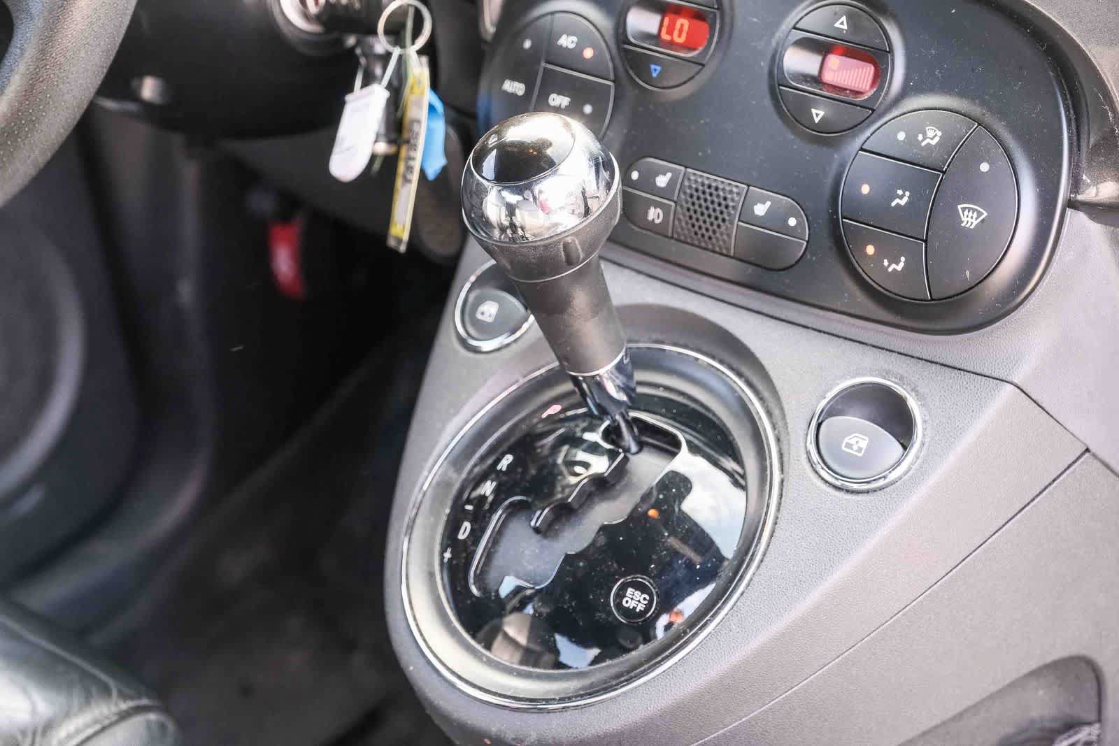 Used 2015 FIAT 500 Sport w/ Comfort/Convenience Group FWD image 15