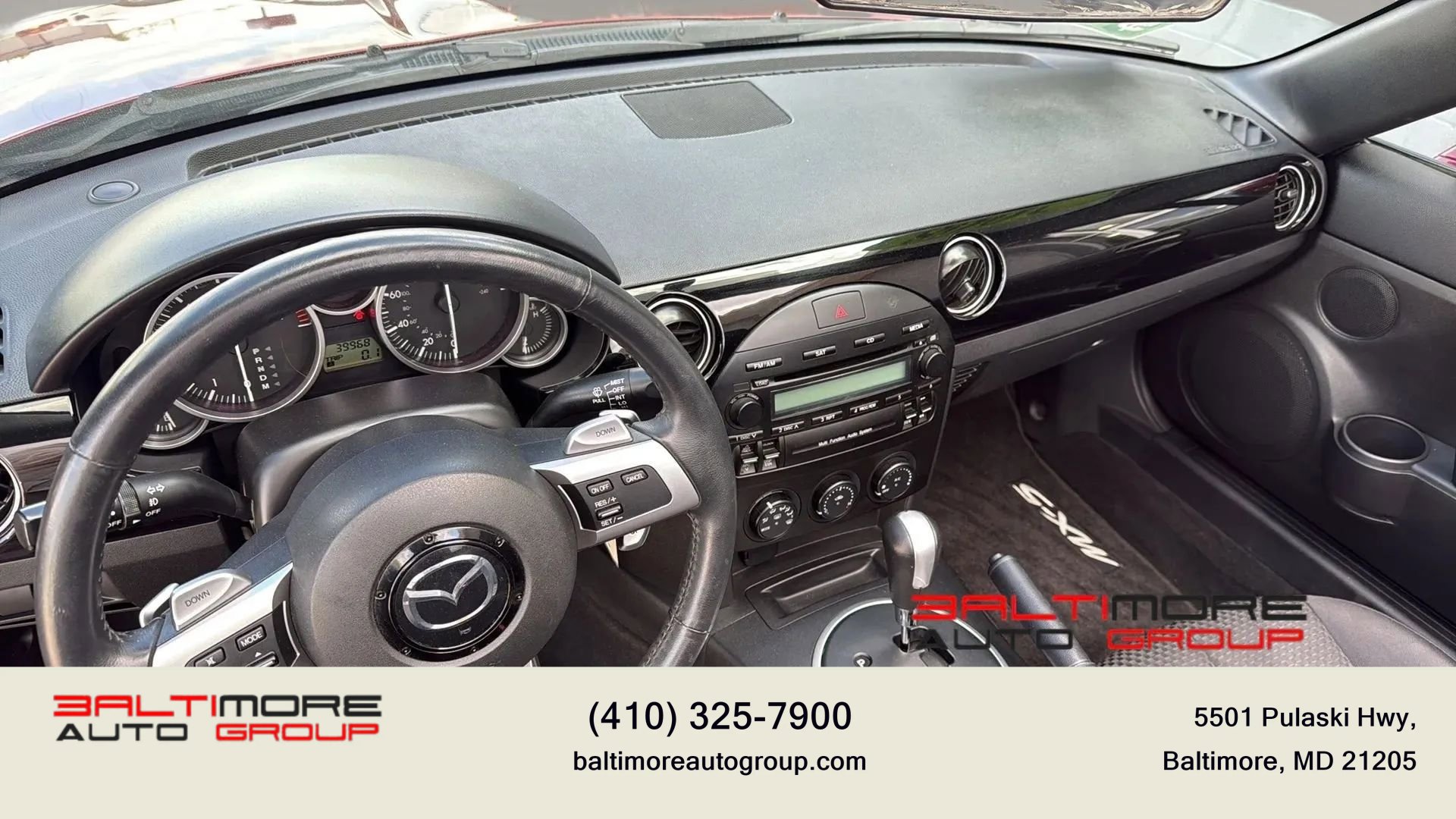 Used 2008 MAZDA MX-5 Miata Sport RWD image 11