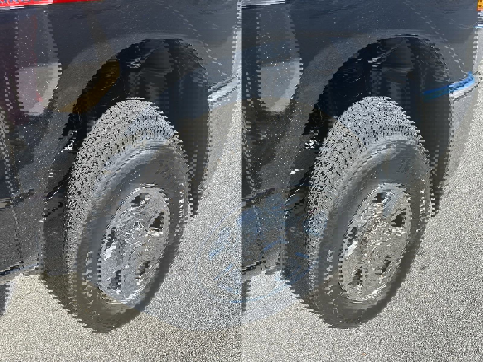 New 2024 RAM 2500 Tradesman w/ Chrome Appearance Group image 31