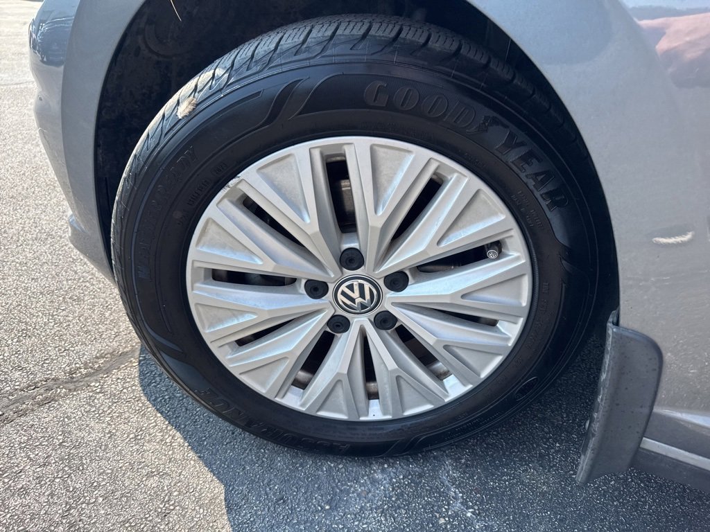 Used 2019 Volkswagen Jetta S image 30