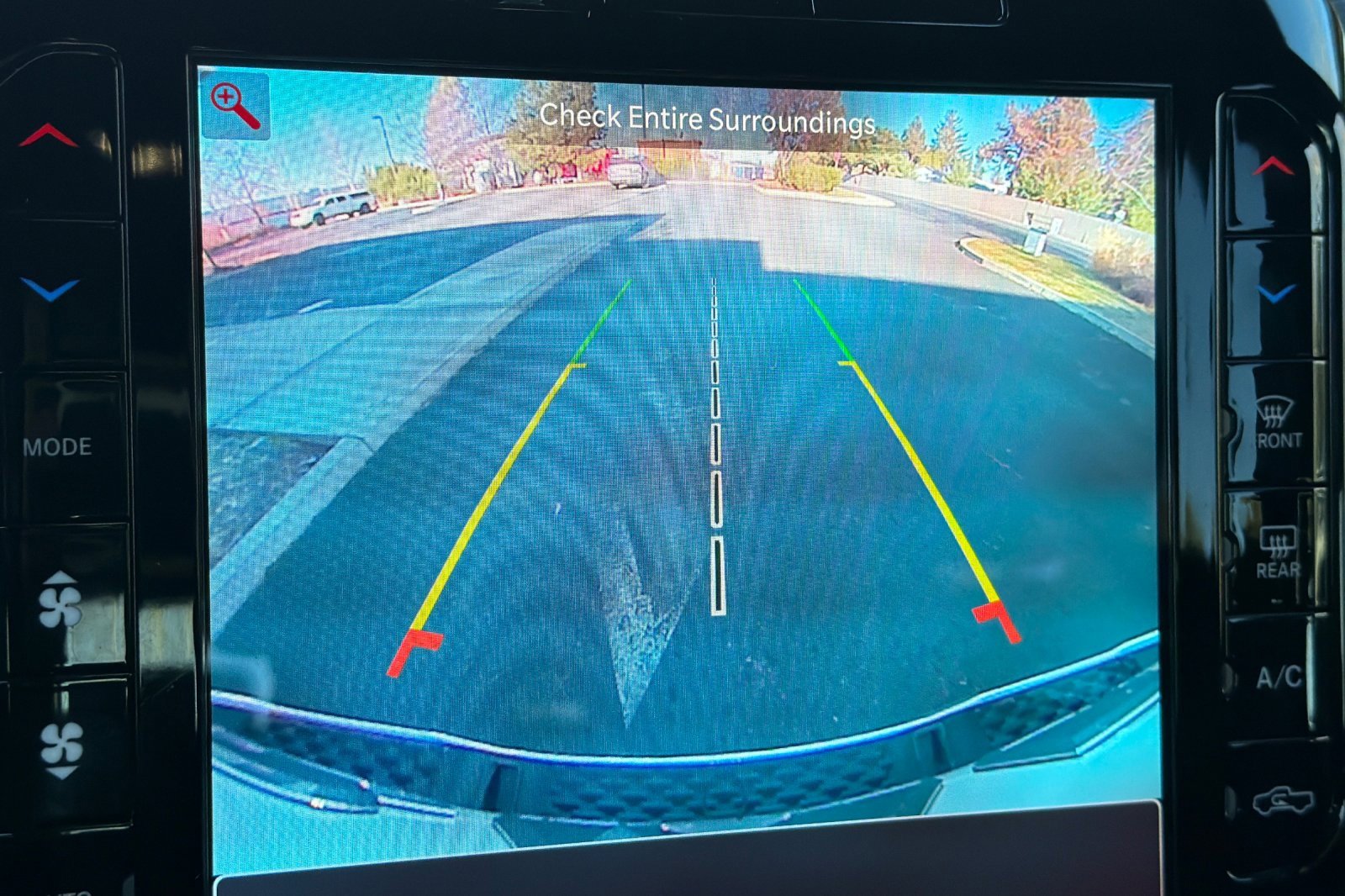 Used 2025 RAM 1500 Laramie image 19