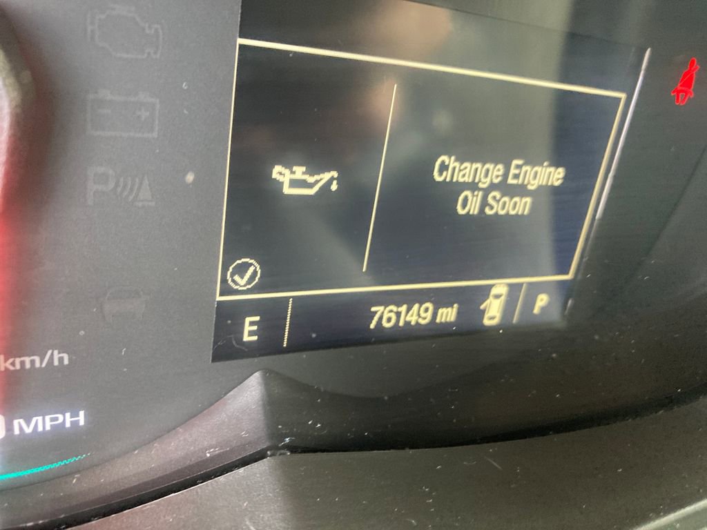 Used 2018 Chevrolet Trax LT w/ LT Convenience Package image 20