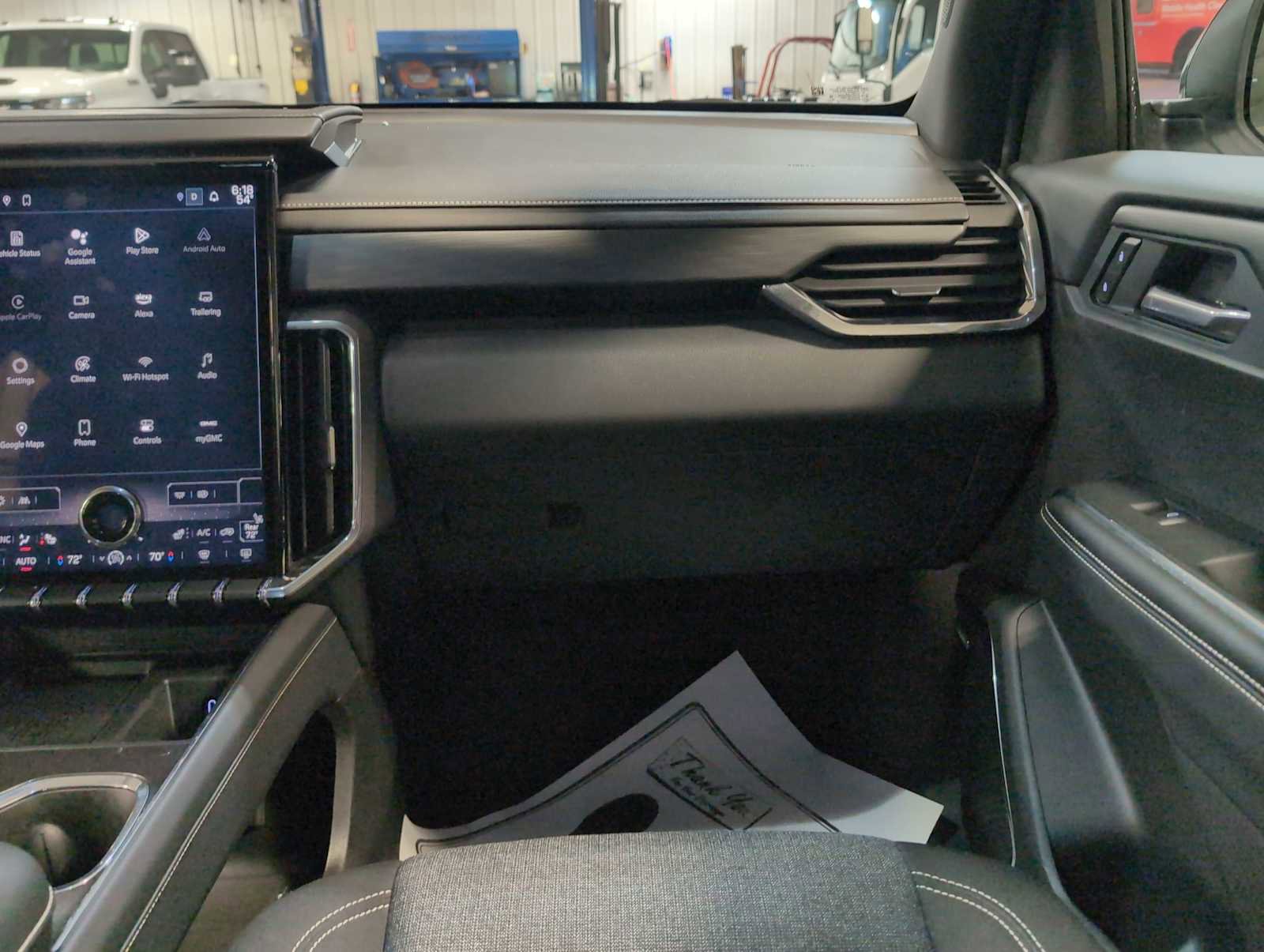 Used 2025 GMC Acadia Elevation image 30