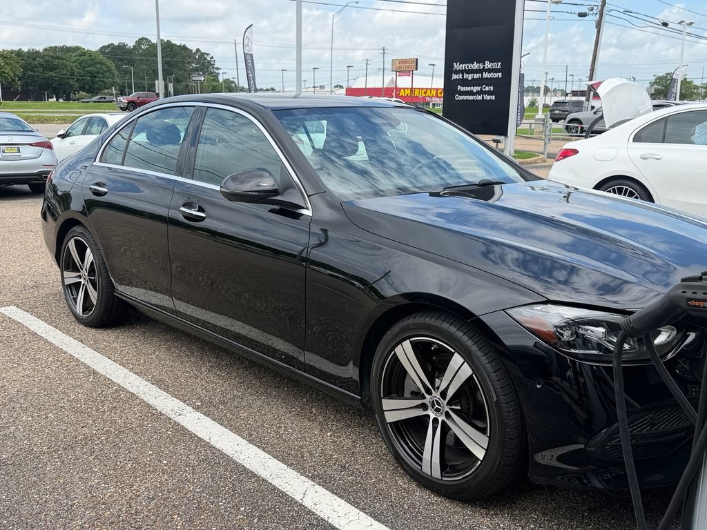 Certified 2025 Mercedes-Benz C 300 Sedan image 7