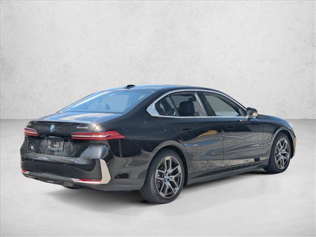 Certified 2025 BMW i5 xDrive40 w/ Premium Package AWD/4WD image 2
