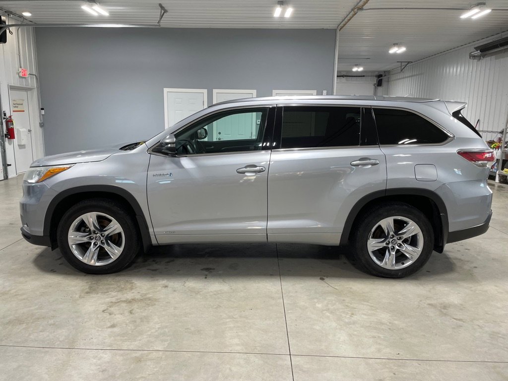 Used 2016 Toyota Highlander Limited Platinum image 4