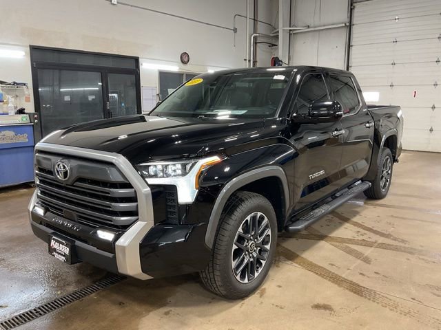 Used 2022 Toyota Tundra Limited AWD/4WD image 3