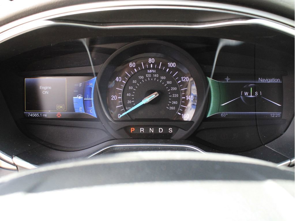 Used 2014 Ford Fusion SE w/ Equipment Group 202A FWD image 17