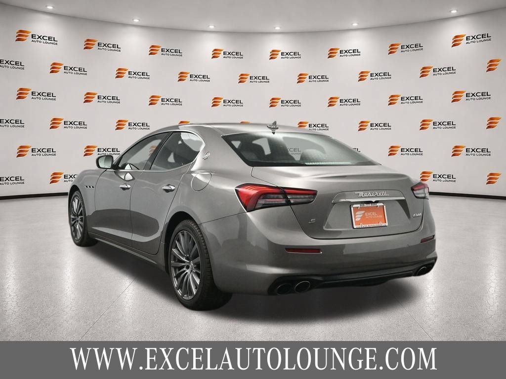 Used 2021 Maserati Ghibli S RWD image 3