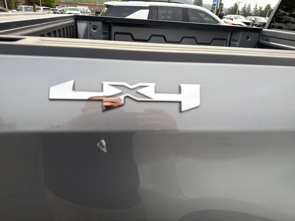 Used 2023 GMC Sierra 1500 Elevation AWD/4WD image 8