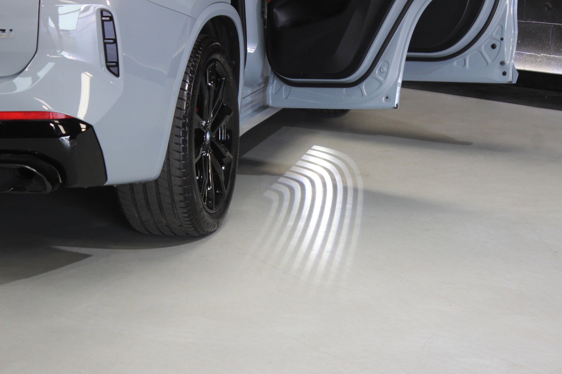 Used 2024 BMW X3 M40i w/ Premium Package image 22