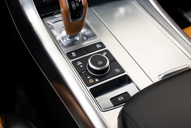 Used 2022 Land Rover Range Rover Sport SVR image 17