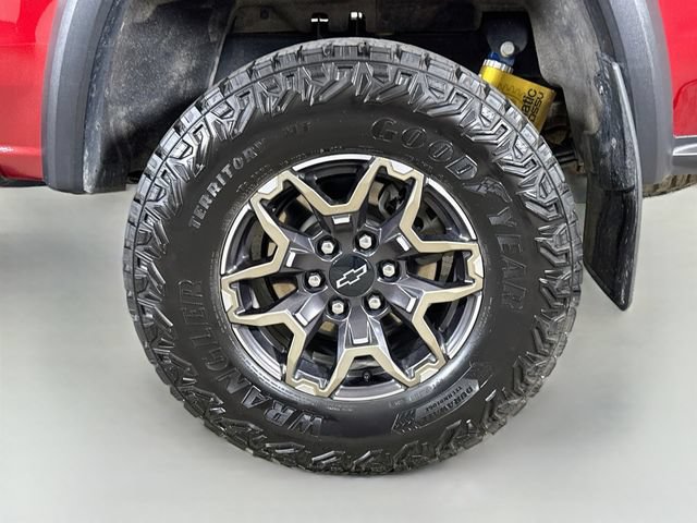 Used 2024 Chevrolet Colorado ZR2 w/ ZR2 Convenience Package III AWD/4WD image 30
