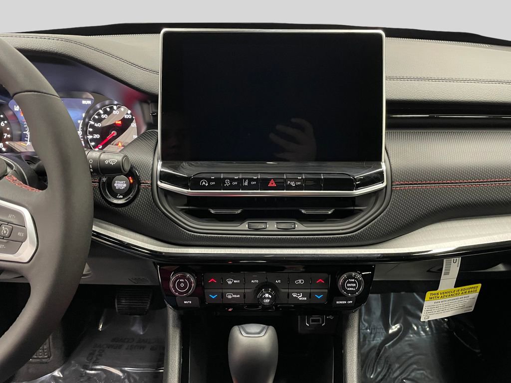 New 2026 Jeep Compass Trailhawk image 17