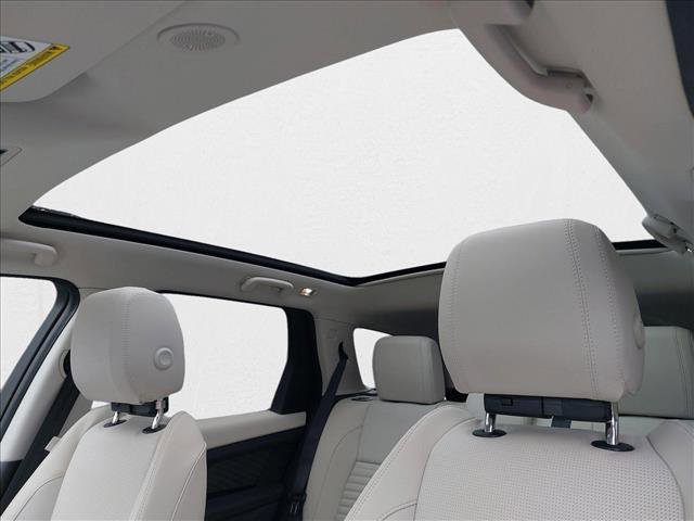 New 2025 Land Rover Discovery Sport S image 29
