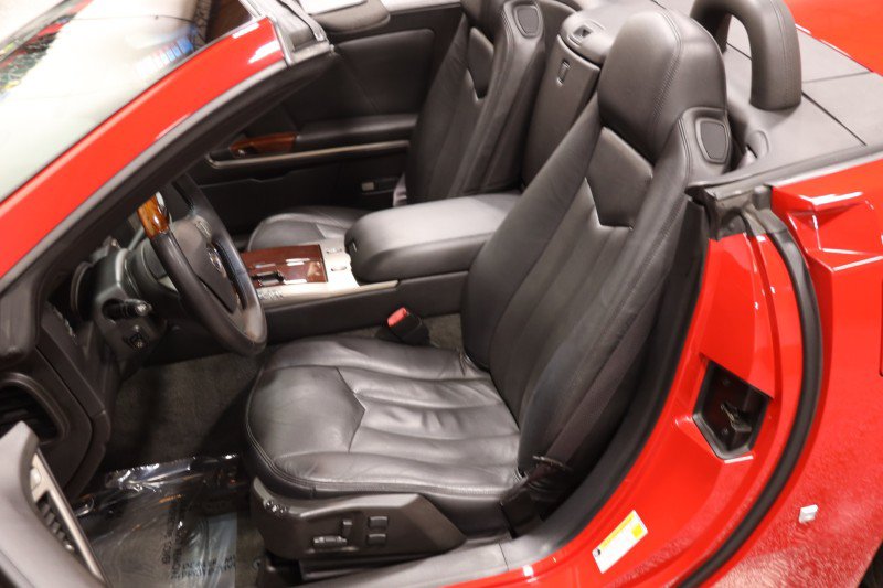 Used 2007 Cadillac XLR RWD image 41