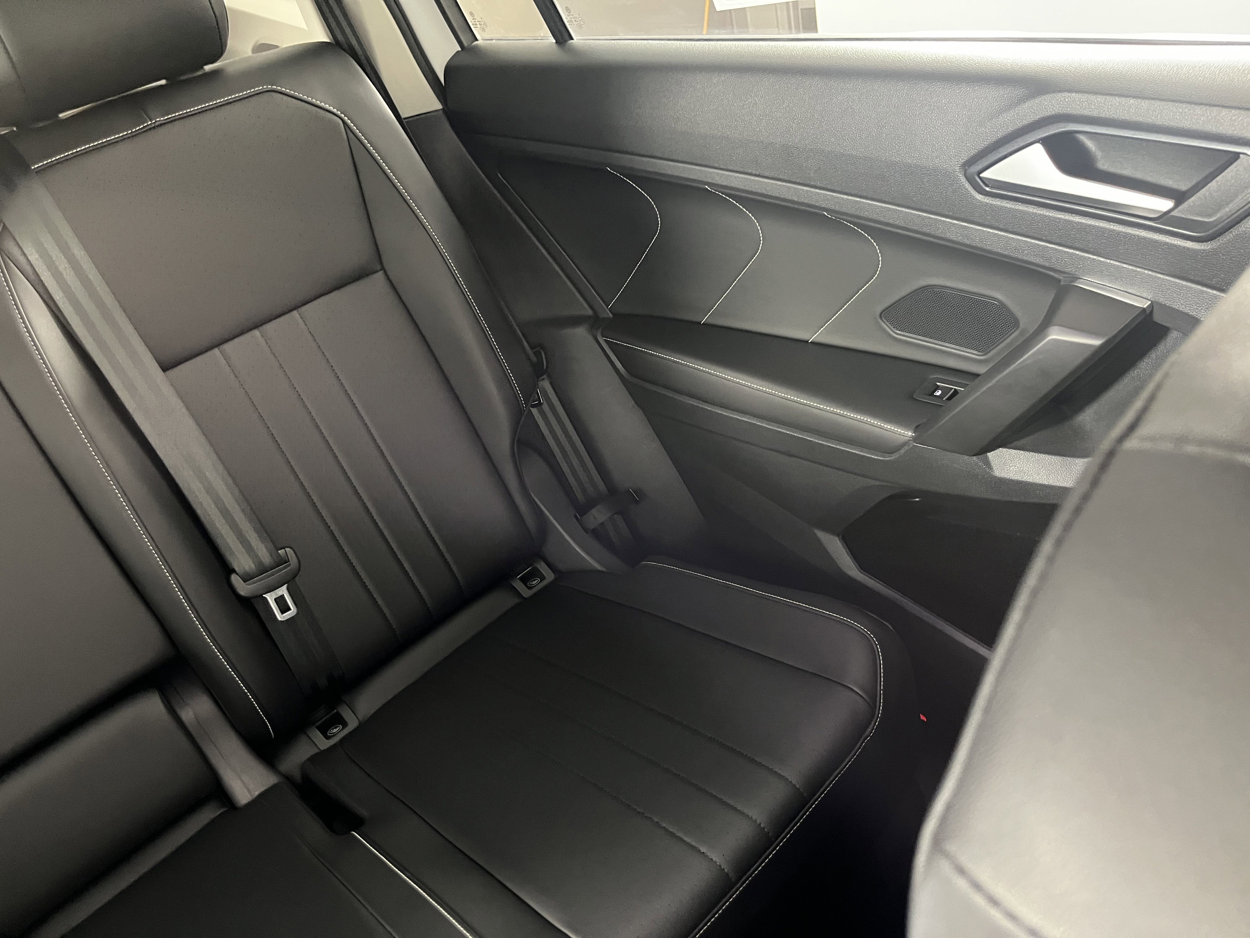 Certified 2022 Volkswagen Tiguan SE AWD/4WD image 14