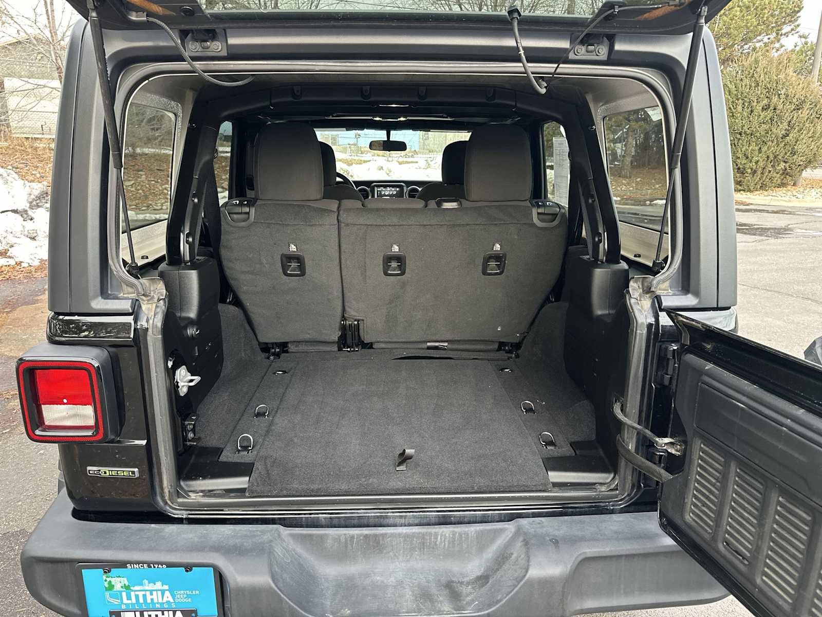 Used 2023 Jeep Wrangler Unlimited Sport image 18