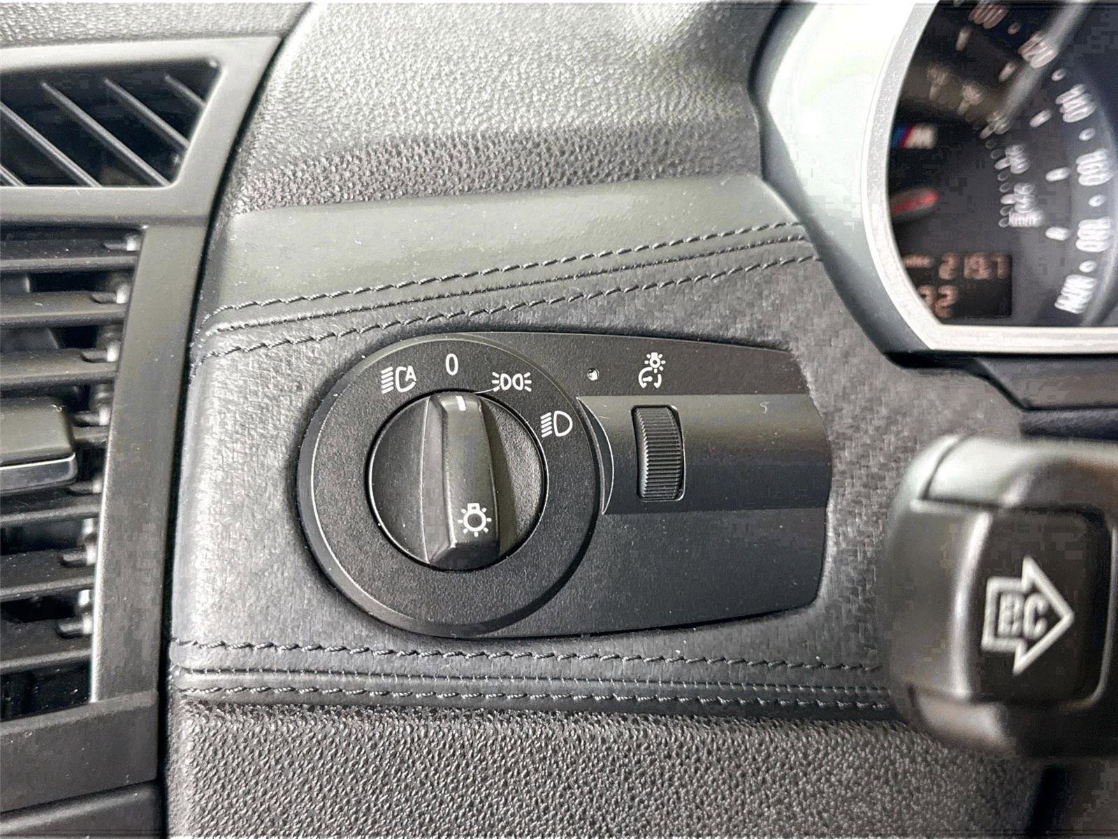 Used 2008 BMW M Coupe image 25