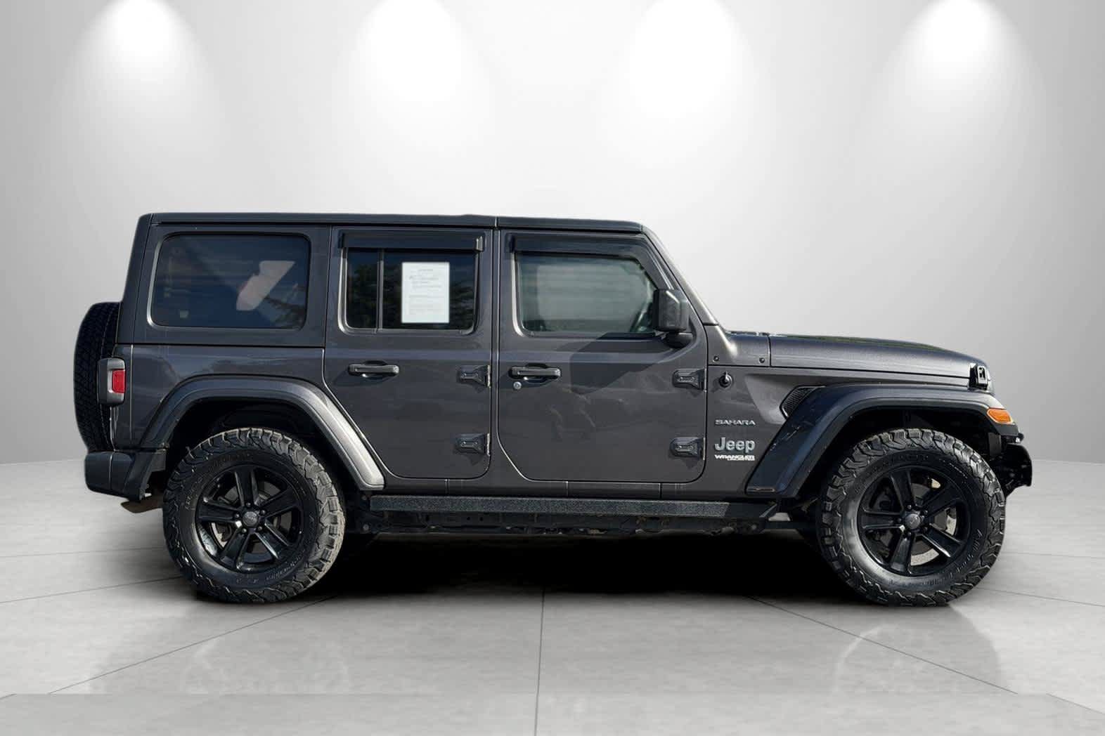 Used 2020 Jeep Wrangler Unlimited Sahara AWD/4WD image 8