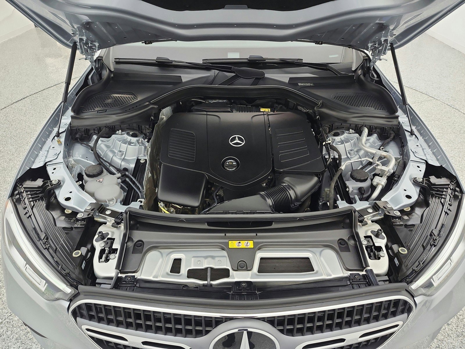 Certified 2025 Mercedes-Benz GLC 300 image 22
