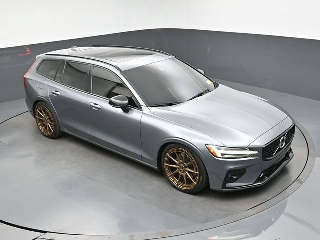 Used 2021 Volvo V60 T6 R-Design w/ Advanced Package FWD image 18