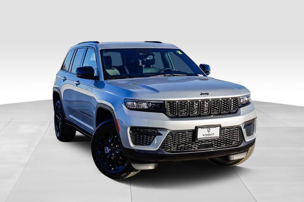 New 2025 Jeep Grand Cherokee Altitude image 2