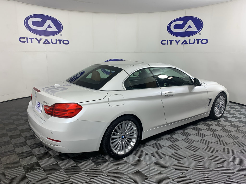 Used 2016 BMW 428i Convertible RWD image 3