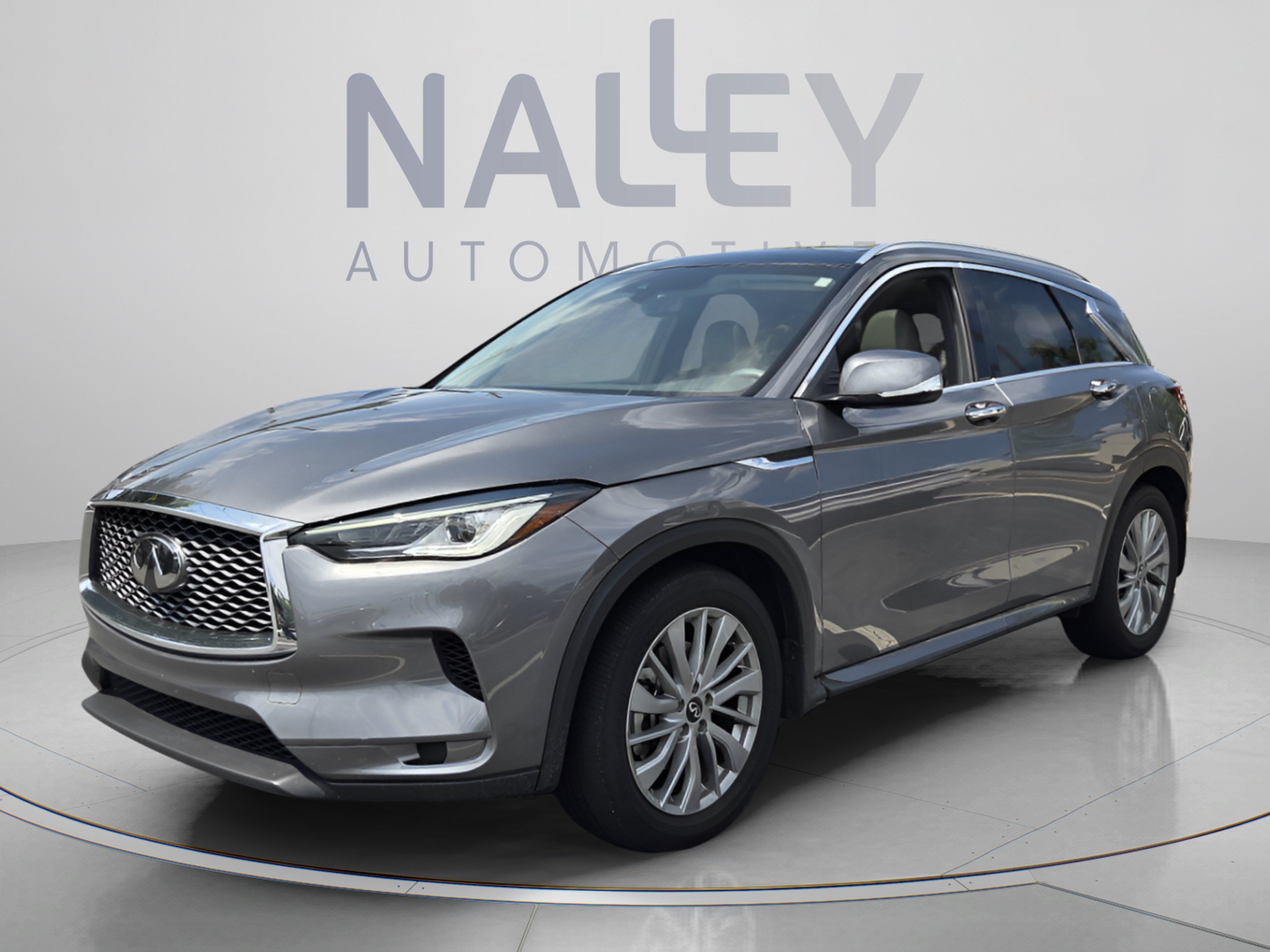 Used 2023 INFINITI QX50 Luxe FWD image 1