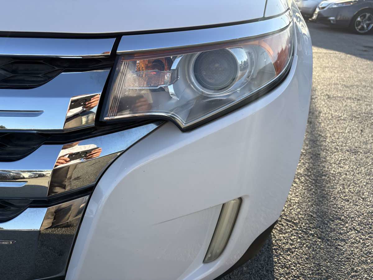 Used 2013 Ford Edge SEL FWD image 11