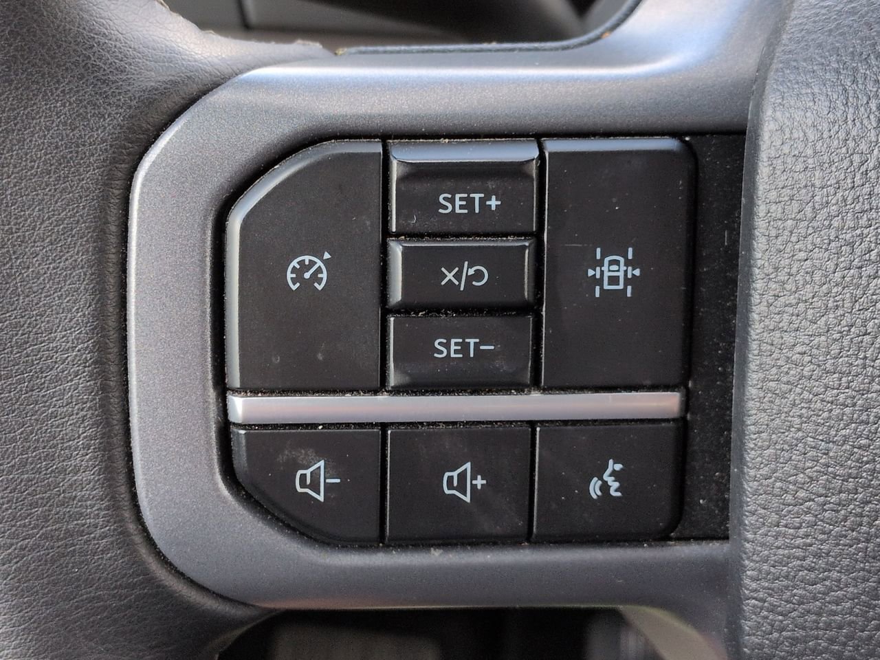 Used 2025 Ford F150 XLT w/ Equipment Group 301A Standard AWD/4WD image 24