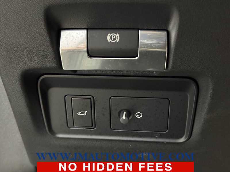 Used 2020 Land Rover Discovery Sport S image 37