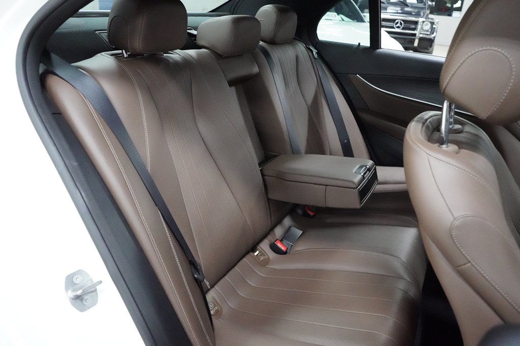 Used 2018 Mercedes-Benz E 300 w/ Premium 2 Package (Q02) image 30