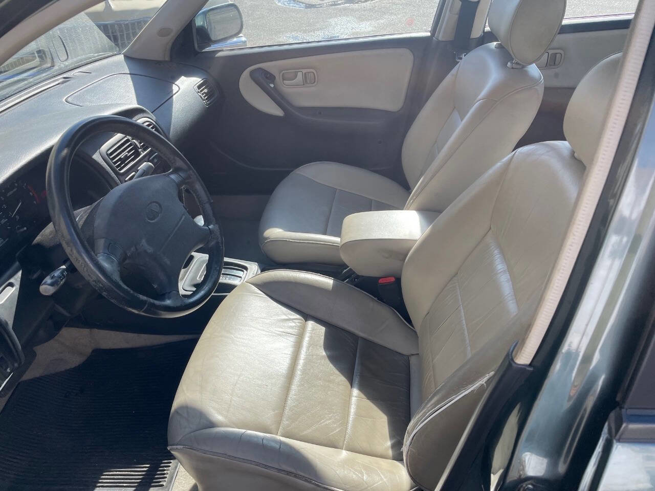 Used 1993 INFINITI G20 FWD image 9
