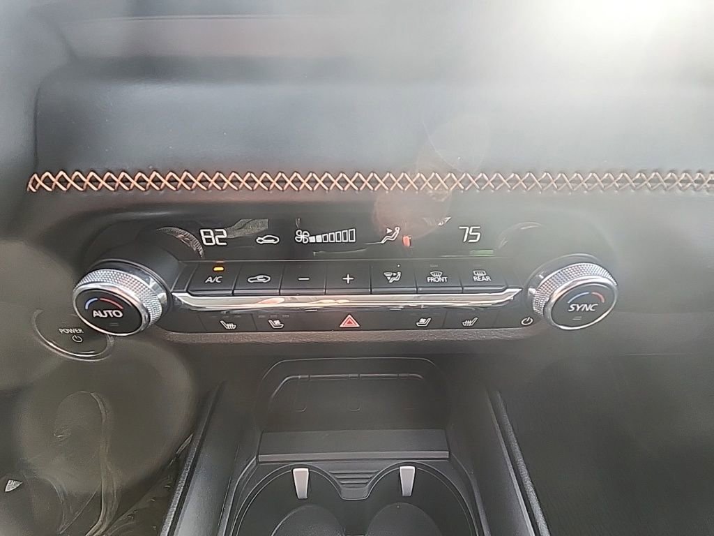 Used 2025 MAZDA CX-50 2.5 Hybrid w/ Weather Package image 17